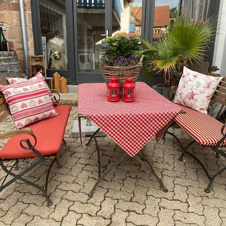 Gaestehaus Sellemols Ferienwohnung Korbmacher Heuchelheim-Klingen Exteriér fotografie