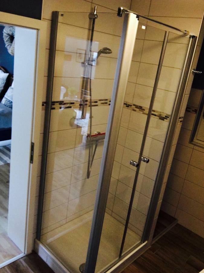Gaestehaus Sellemols Ferienwohnung Korbmacher Heuchelheim-Klingen Exteriér fotografie