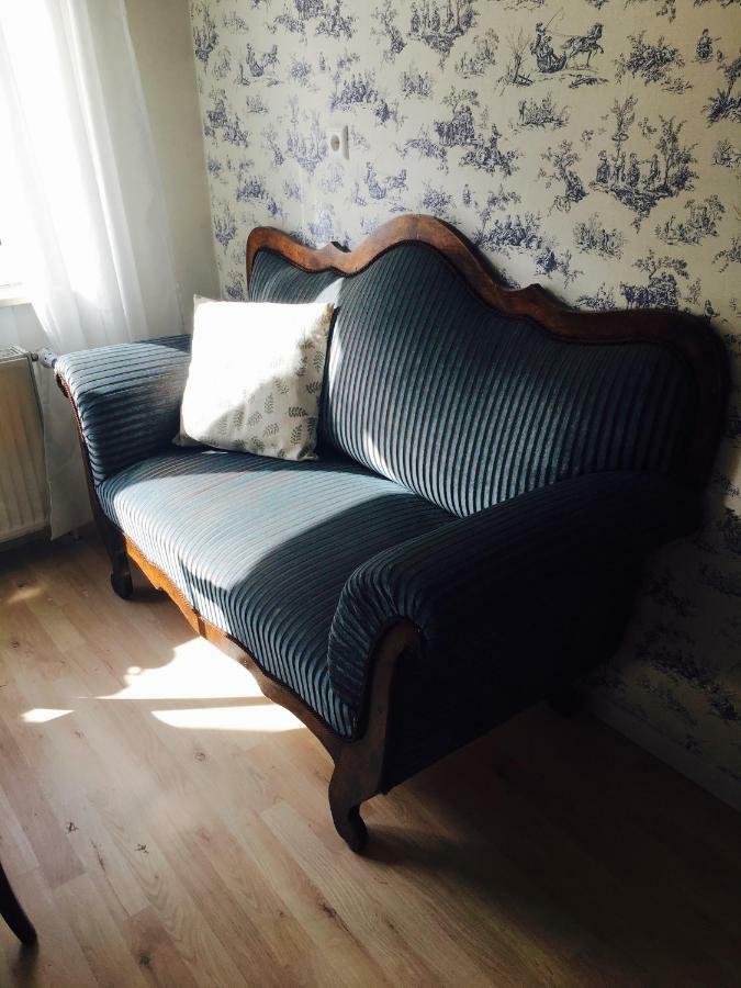 Gaestehaus Sellemols Ferienwohnung Korbmacher Heuchelheim-Klingen Exteriér fotografie